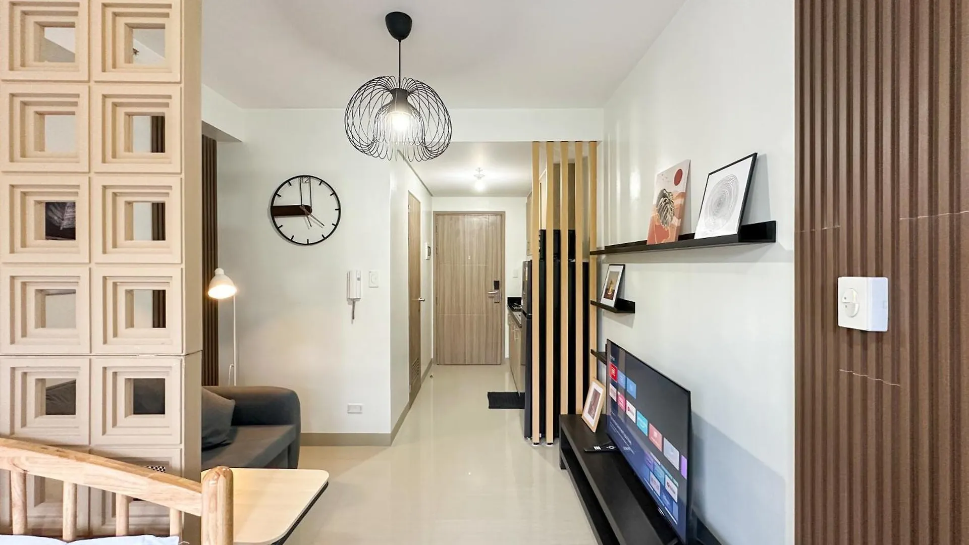 Gemstonebr In Smdc Shore 2 Residences Manila 0*,