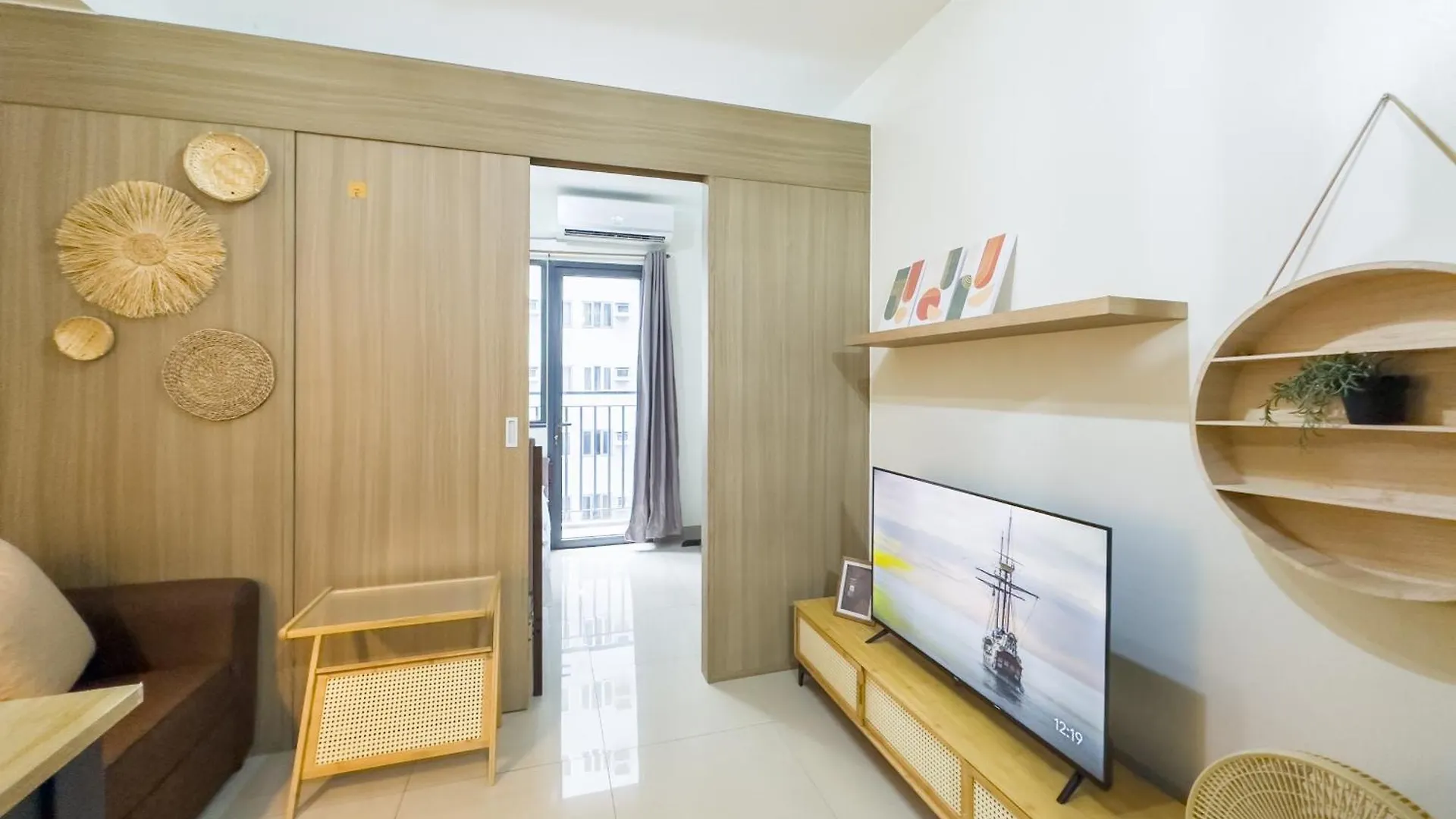 Gemstonebr In Smdc Shore 2 Residences Manila 0*,