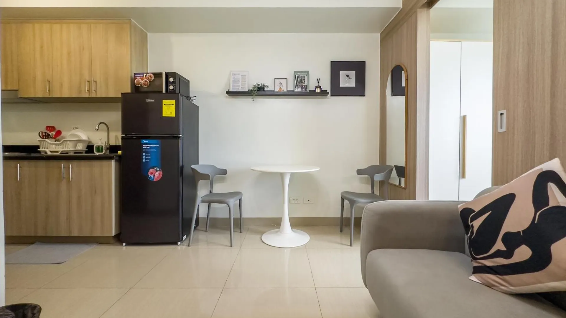 Apartment Gemstonebr In Smdc Shore 2 Residences Manila